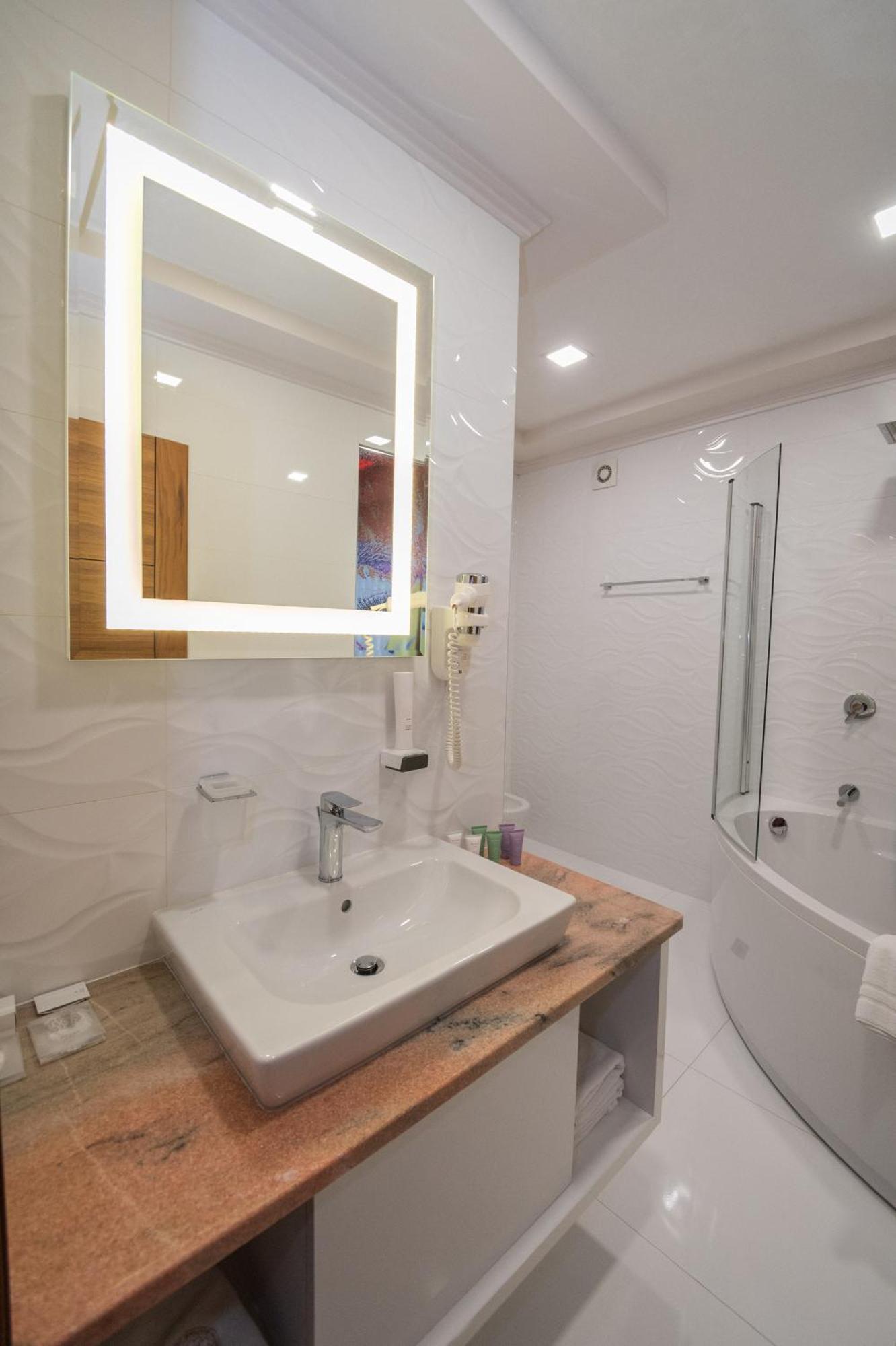 Hotel Park Srebrenik Ngoại thất bức ảnh