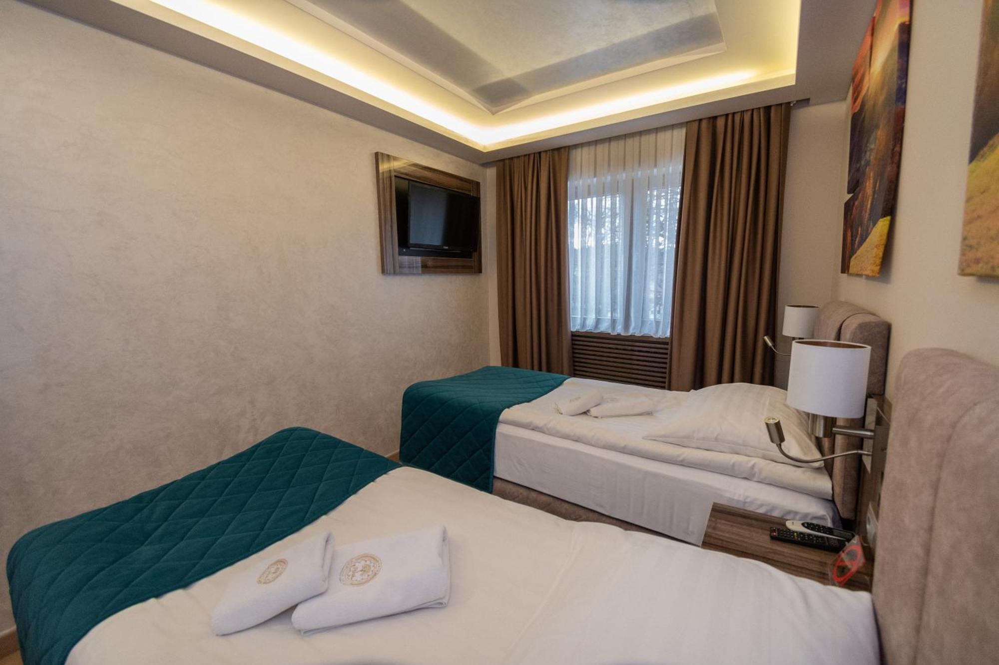 Hotel Park Srebrenik Ngoại thất bức ảnh
